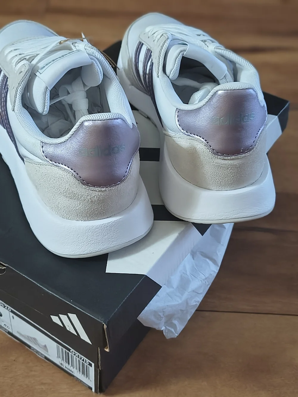 adidas Kids RUN 60s 2.0  Sneakers with Metallic Pink Stripes